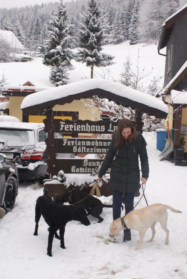 Ferienhaus Lyhs Fehrenbach Екстериор снимка