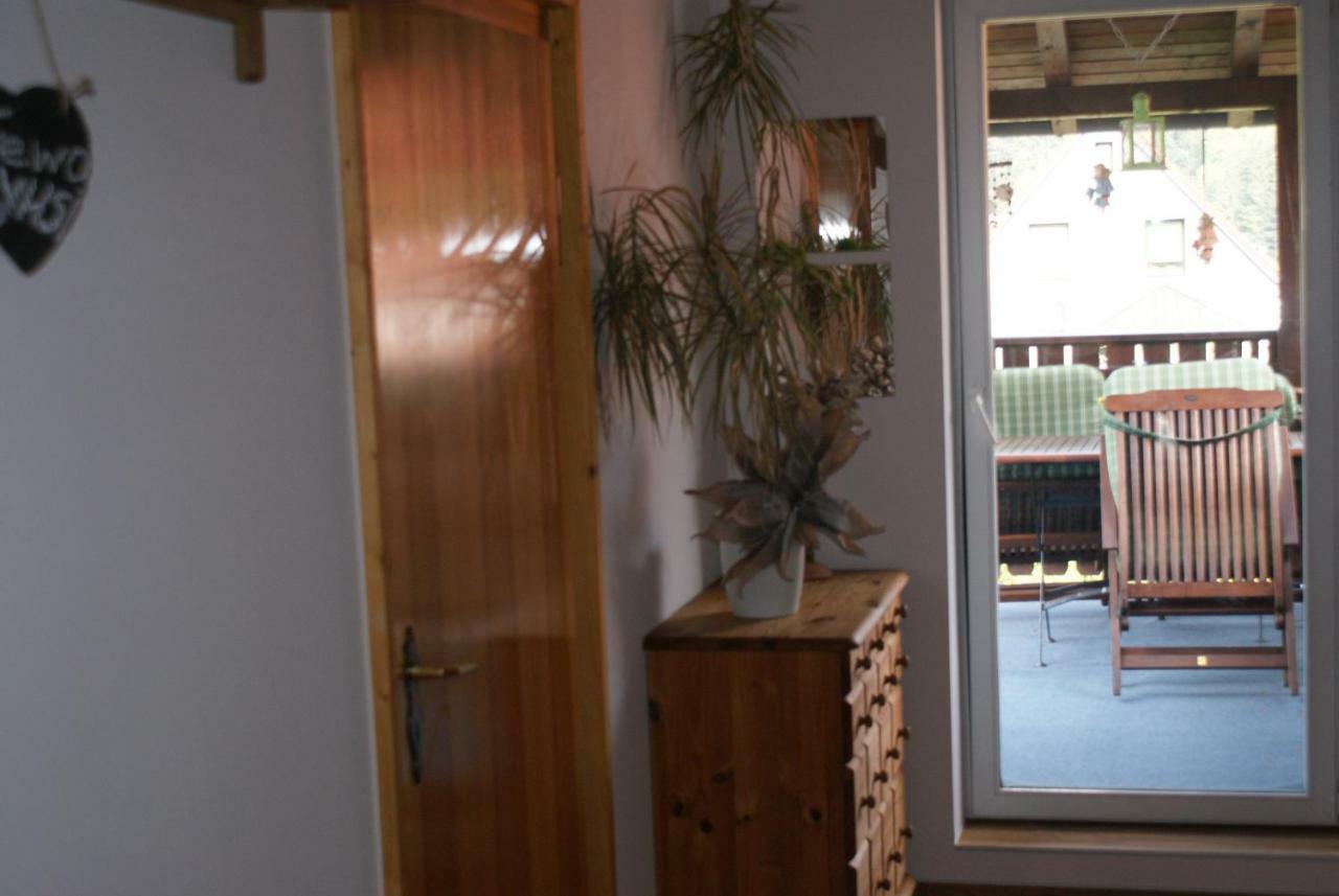 Ferienhaus Lyhs Fehrenbach Екстериор снимка